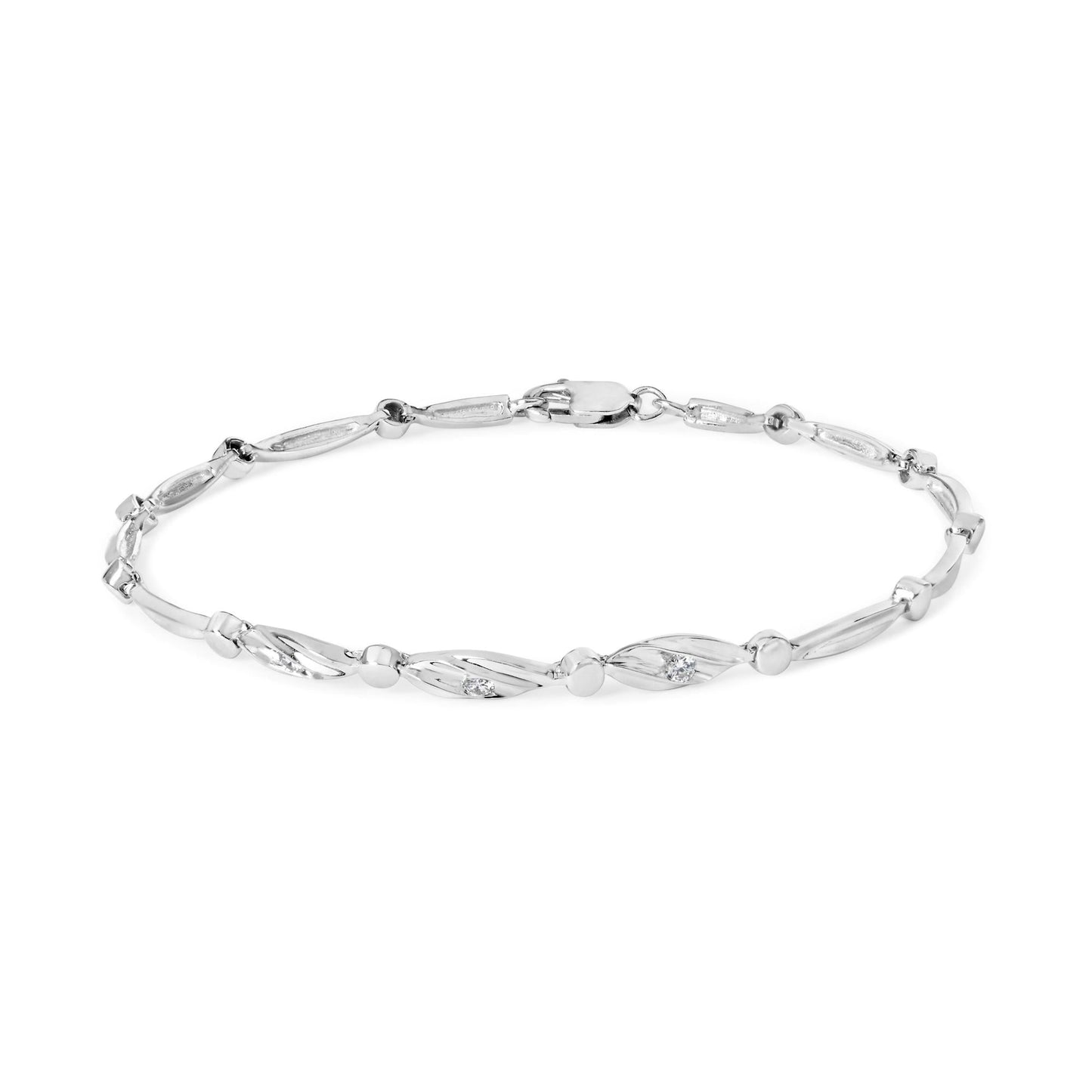 18K White Gold Diamond Accent 3 Stone Link 7" Bracelet (I-J Color, I1-I2 Clarity)