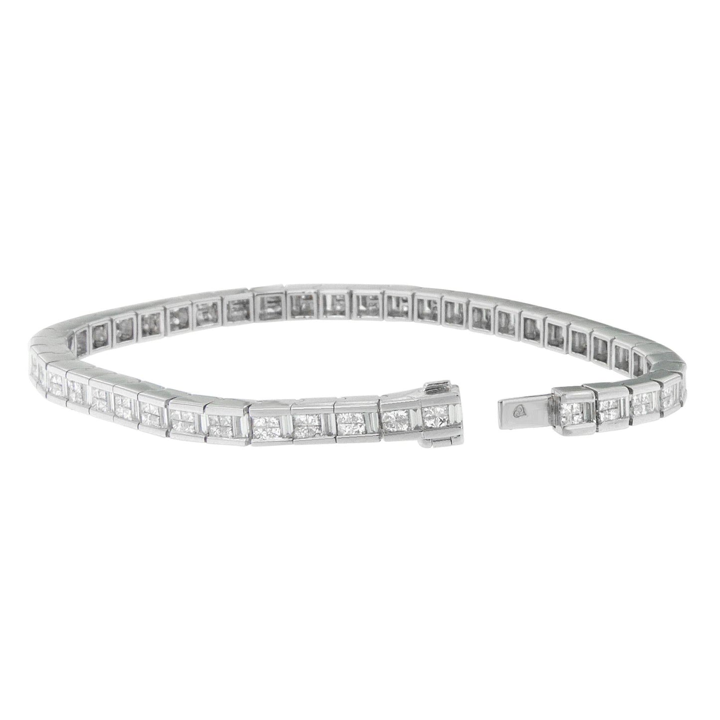 14K White Gold Princess and Baguette Cut Diamond Eternity Bracelet (4 3/8 cttw, G-H Color, VS1-VS2 Clarity)