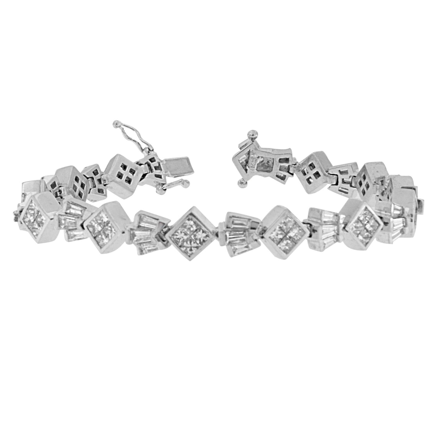 14K White Gold Princess and Baguette Cut Diamond Crown Link Bracelet (7 1/6 cttw, G-H Color, VS1-VS2 Clarity)