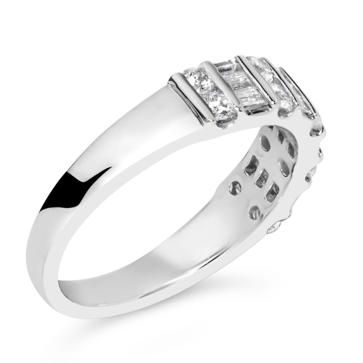 .950 Platinum 3/4 Cttw Alternating Round and Baguette Diamond Band Ring (H-I Color, VS2-SI1 Clarity)