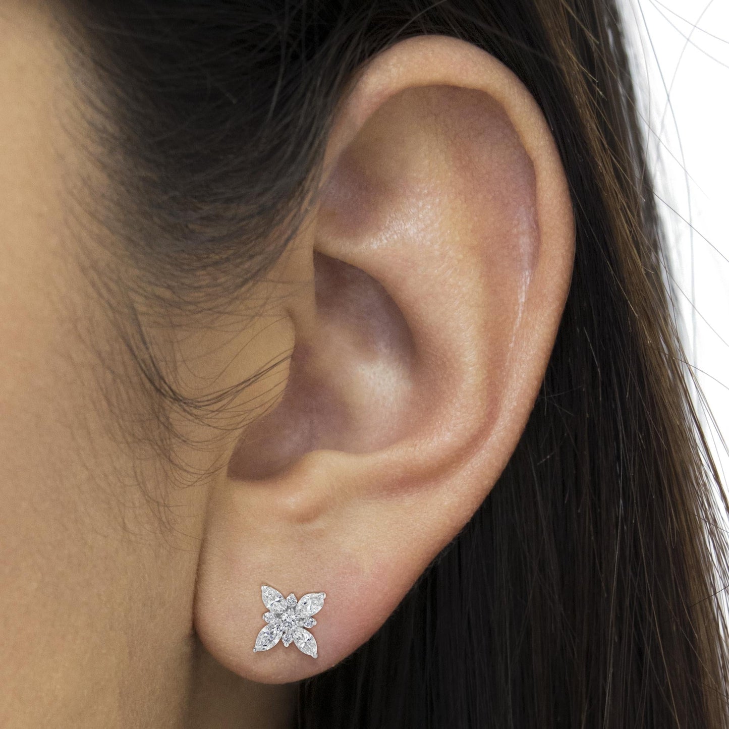 14K White Gold Marquise Diamond Flower Stud Earring (1.00 cttw, H-I Color, SI1-SI2 Clarity)