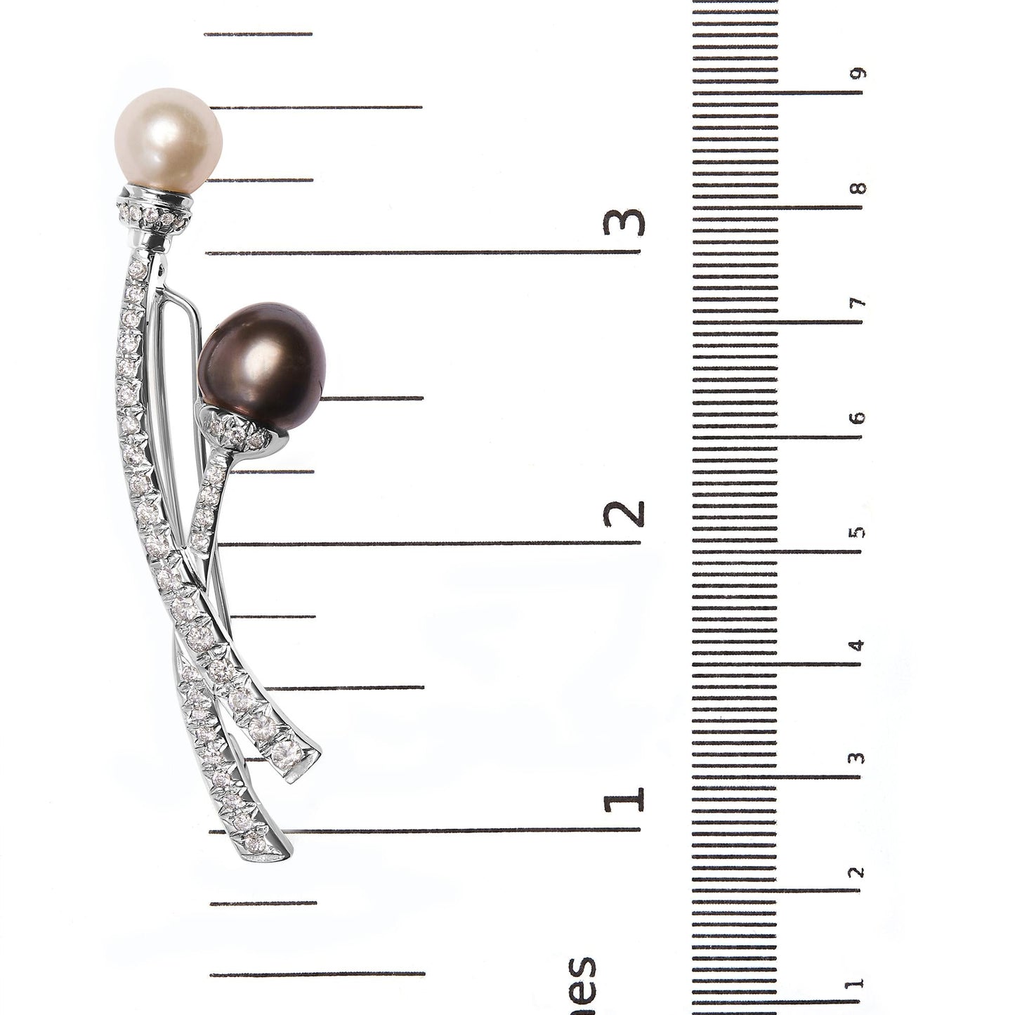 18K White Gold 3/5 Cttw Diamond and Cultured South Sea Black and White Pearl Brooch Pin (H-I Color, VS1-VS2 Clarity)